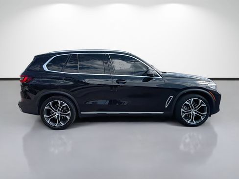 Used 2023 BMW X5 xDrive40i w/ Premium Package AWD/4WD image 2