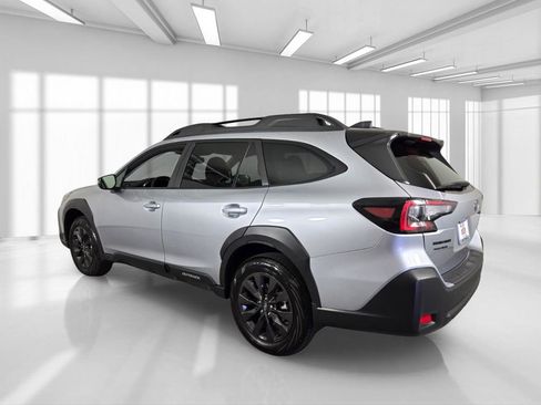 Certified 2025 Subaru Outback Onyx Edition XT AWD/4WD image 5
