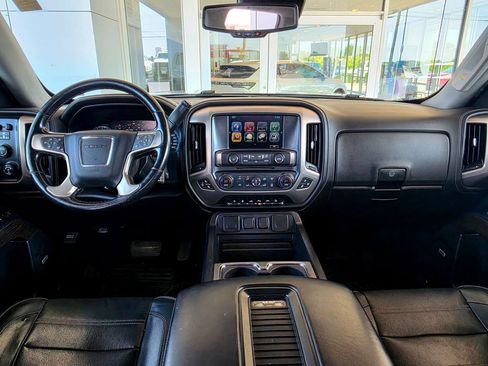 Used 2018 GMC Sierra 1500 Denali AWD/4WD image 18