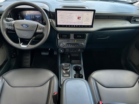 Certified 2025 Ford Maverick Lariat w/ Black Appearance Package image 12