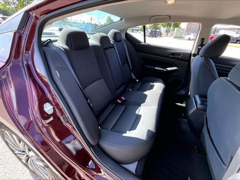 Used 2025 Nissan Altima 2.5 SV FWD image 20