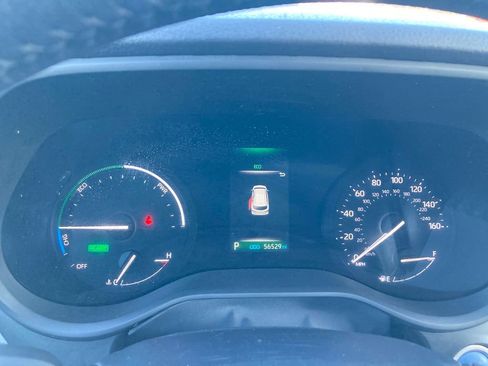 Used 2024 Toyota Sienna XLE image 15