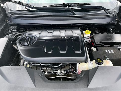 Used 2022 Jeep Cherokee Trailhawk w/ Sun, Sound & Nav Group AWD/4WD image 27