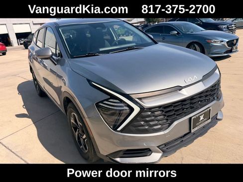 Used 2023 Kia Sportage LX FWD image 5