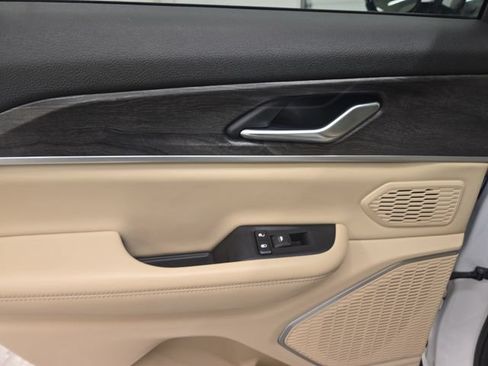Used 2024 Jeep Grand Cherokee Limited 4xe AWD/4WD image 19