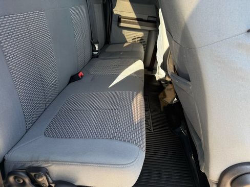 Used 2016 Ford F250 XLT w/ XLT Interior Package AWD/4WD image 24