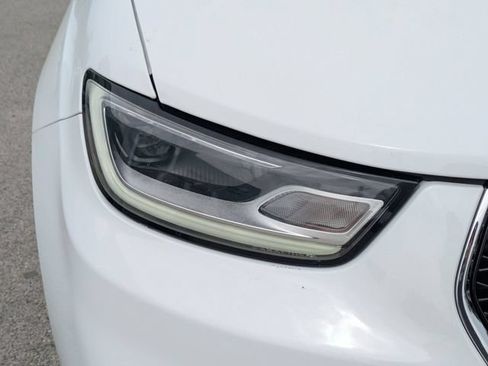 Used 2025 Chrysler Pacifica Select FWD image 10