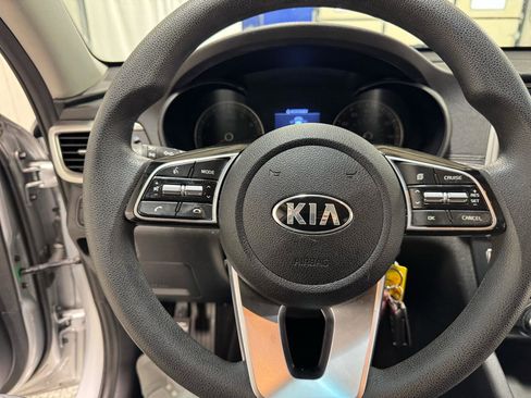 Used 2020 Kia Optima LX image 18