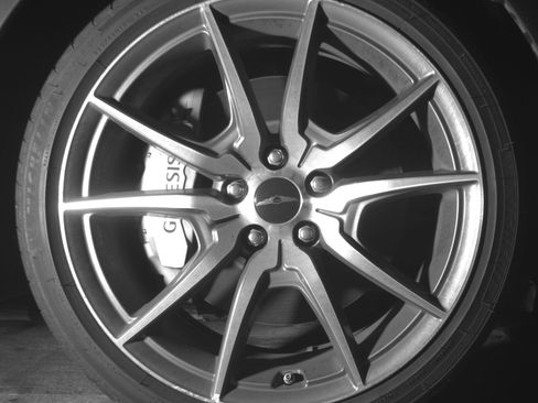 Used 2025 Genesis G70 2.5T image 13