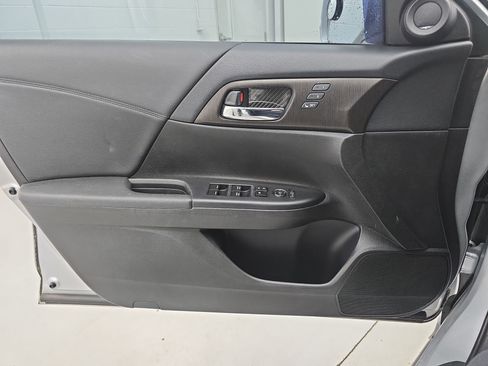 Used 2014 Honda Accord EX-L image 25