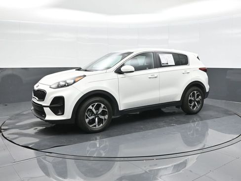 Used 2020 Kia Sportage LX FWD image 34