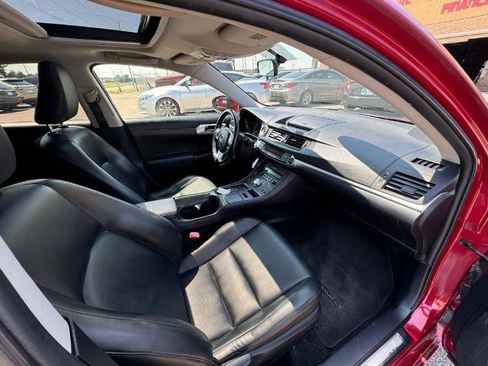 Used 2012 Lexus CT 200h Premium image 17