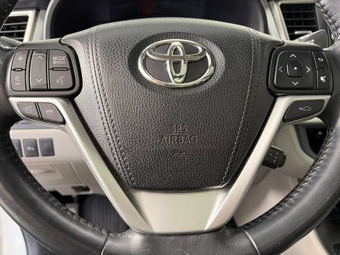 Used 2015 Toyota Highlander Limited Platinum AWD/4WD image 14