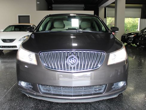 Used 2013 Buick LaCrosse Leather w/ Entertainment Package FWD image 6