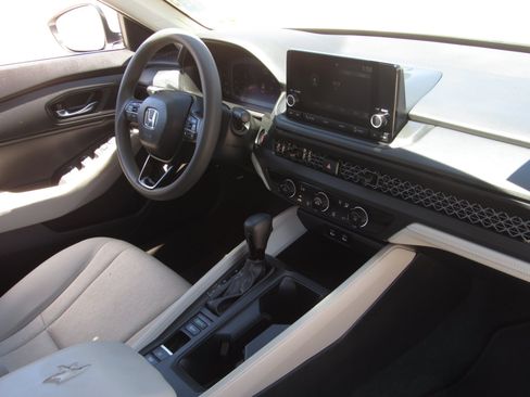 Certified 2024 Honda Accord LX image 9