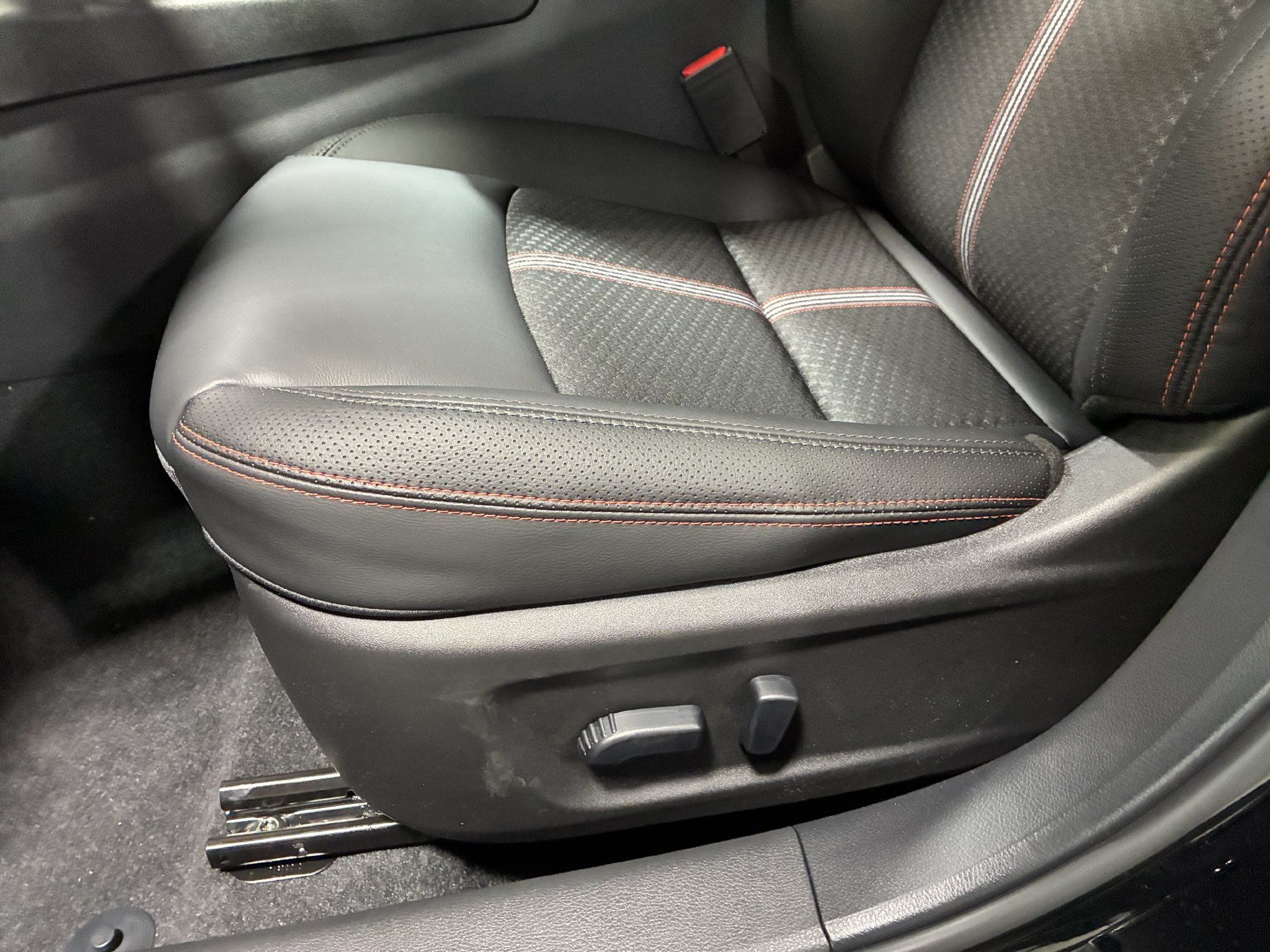 New 2026 Nissan Altima 2.5 SR FWD image 28