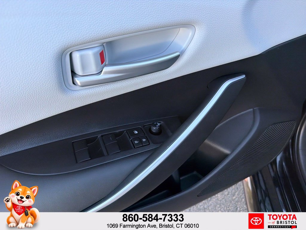 Used 2023 Toyota Corolla SE AWD/4WD image 15