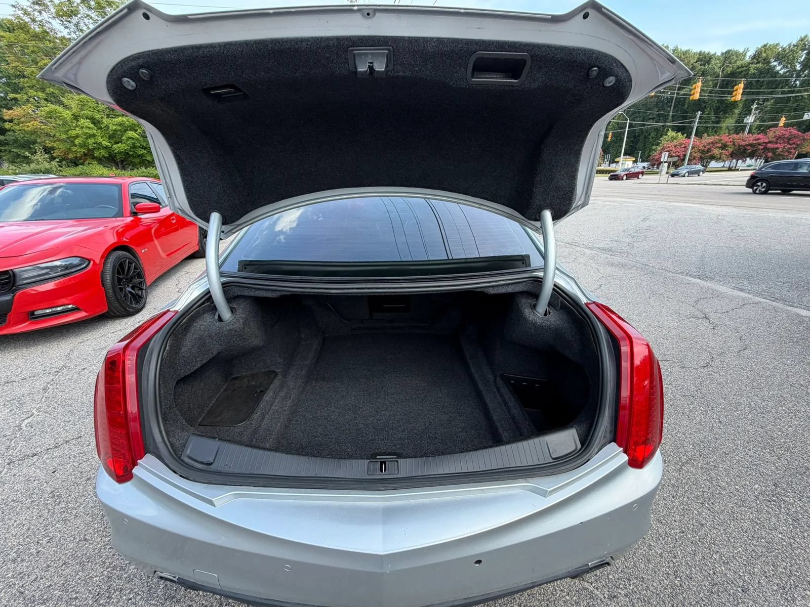 Used 2019 Cadillac CTS Luxury RWD image 27