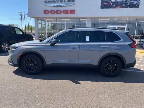 Used 2024 Honda CR-V Sport image 3