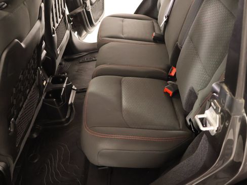 Used 2019 Jeep Wrangler Unlimited Rubicon AWD/4WD image 13