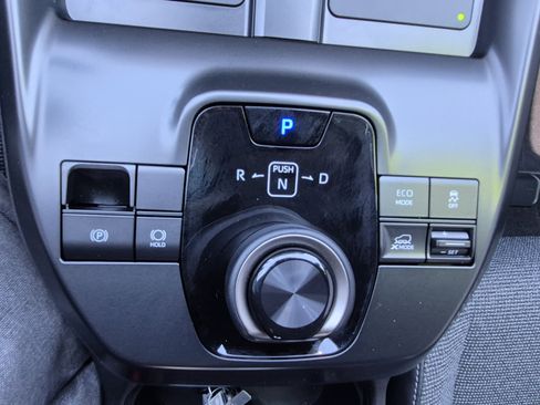 Used 2026 Toyota bZ AWD/4WD image 29