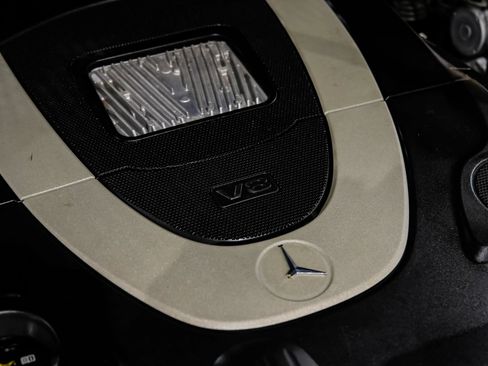 Used 2011 Mercedes-Benz G 550 image 57