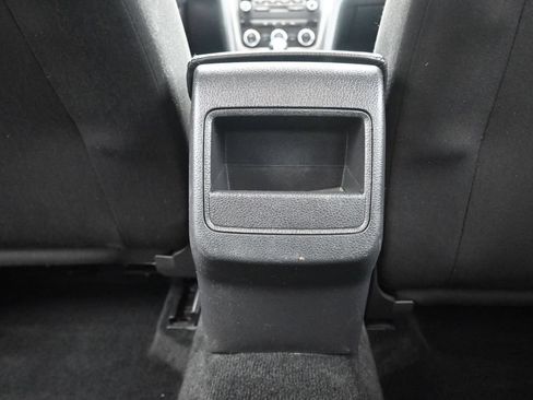 Used 2012 Volkswagen Passat 2.5 S FWD image 29