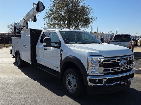 New 2025 Ford F550 XL w/ XL Chrome Package image 6
