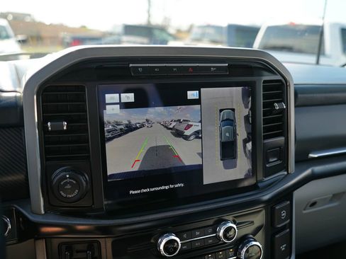 Used 2023 Ford F150 Limited image 15