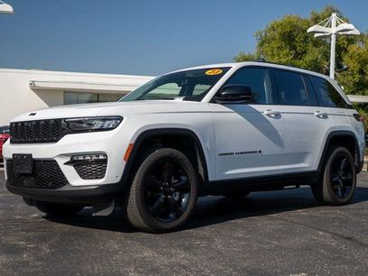 Used 2023 Jeep Grand Cherokee Limited w/ Luxury Tech Group II