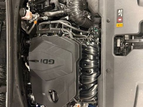 Used 2023 Kia Sportage EX image 16