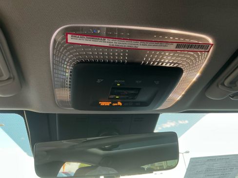 Used 2024 Toyota Prius Prime Premium image 31