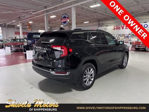 Used 2022 GMC Terrain SLT w/ Tech Package image 5
