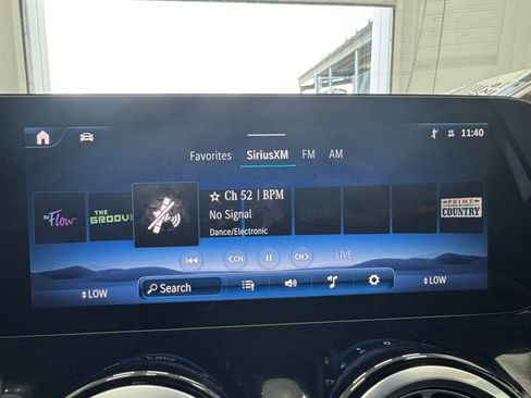 New 2025 Mercedes-Benz GLB 250 image 29