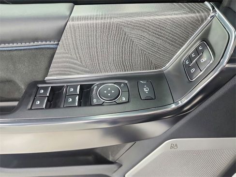 Used 2025 Ford F250 Platinum image 35