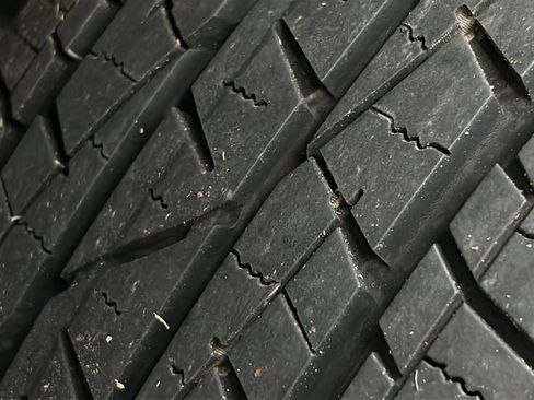 Used 2022 Toyota Tacoma SR5 w/ Technology Package image 44