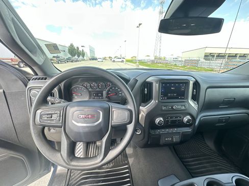 Used 2023 GMC Sierra 1500 Pro w/ Pro Value Package AWD/4WD image 11