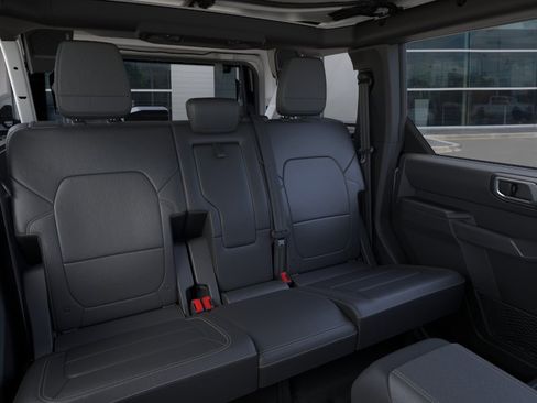 New 2026 Ford Bronco Badlands AWD/4WD image 13