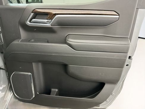 Used 2024 GMC Sierra 1500 Elevation image 31