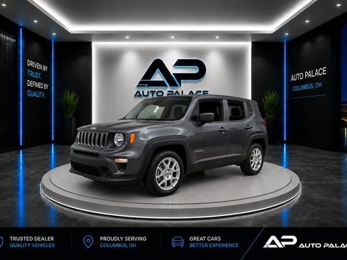 Used 2023 Jeep Renegade Latitude AWD/4WD image 1