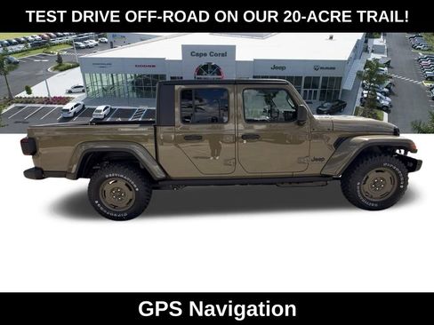 New 2026 Jeep Gladiator Willys image 3