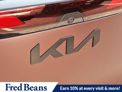 New 2027 Kia Seltos X-Line S w/ X-Line S Premium Package AWD/4WD image 7