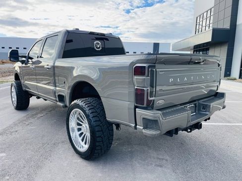 Used 2026 Ford F350 Platinum w/ Platinum Plus Package image 3