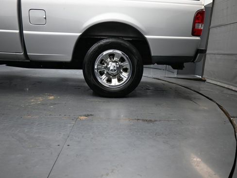 Used 2011 Ford Ranger XLT image 13