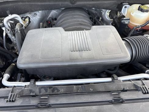 Used 2023 Chevrolet Tahoe Z71 AWD/4WD image 34
