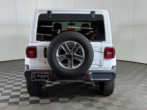 Used 2020 Jeep Wrangler Unlimited Sahara AWD/4WD image 10