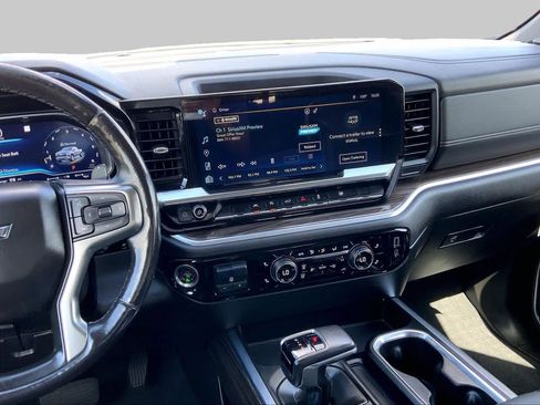 Used 2022 Chevrolet Silverado 1500 RST w/ Texas Edition Plus RWD image 7