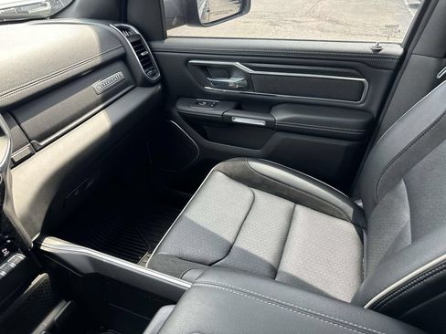 Used 2023 RAM 1500 Laramie AWD/4WD image 31