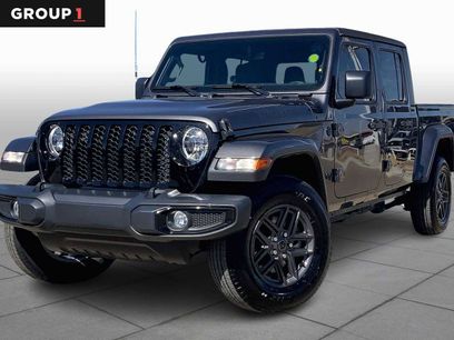 Used 2021 Jeep Gladiator Sport