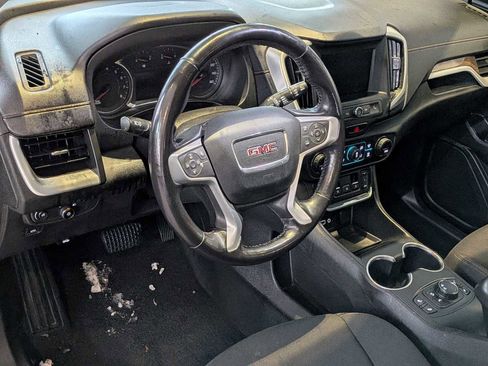 Used 2021 GMC Terrain SLE w/ Driver Convenience Package image 2